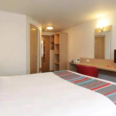 Travelodge Scarborough St Nicholas Exterior photo